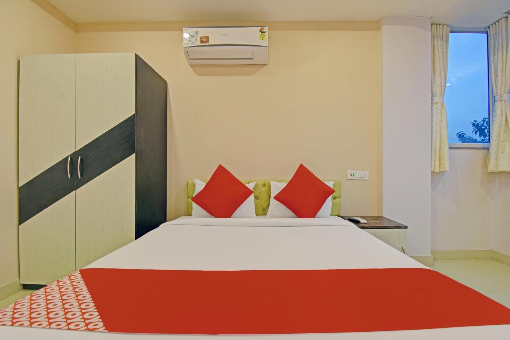 Hotel O Newtown Galaxy Panchuria Exterior foto